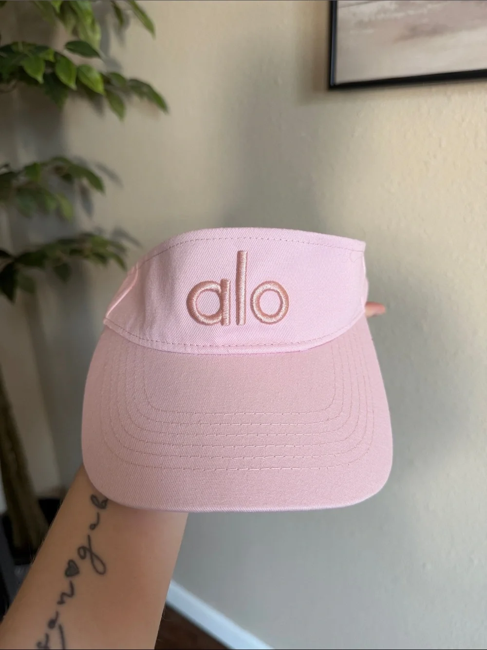 ALO Yoga visor hat